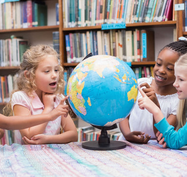 children-learning-about-differente-countries-and-cultures